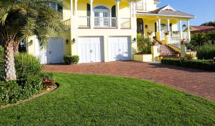 stock image for lawn care services in melbourne, fl